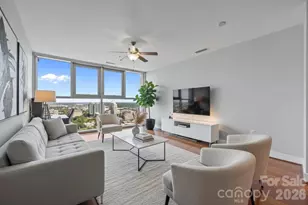 333 W Trade St, Charlotte, NC 28202 - Photo 2