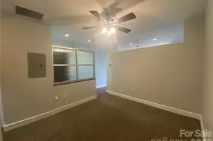 333 W Trade St, Charlotte, NC 28202 - Photo 18