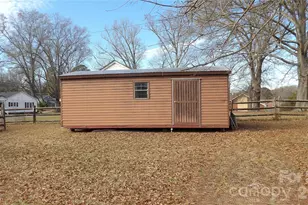 201 McClain St, York, SC 29745 - Photo 8