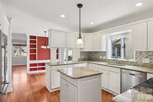 205 Wild Oak Ln, Hendersonville, NC 28791 - Photo 18