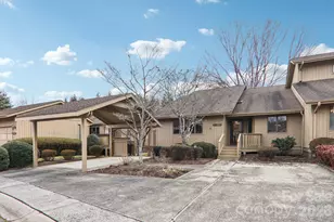 205 Wild Oak Ln, Hendersonville, NC 28791 - Photo 2