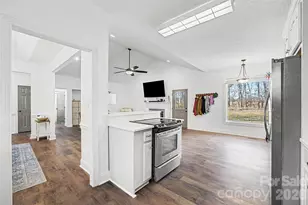 625 Britt Ln, Richburg, SC 29729 - Photo 10