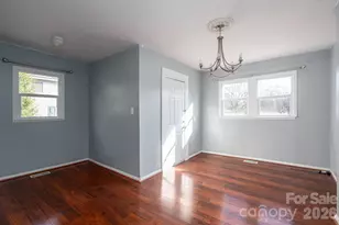 329 W Main St, Lincolnton, NC 28092 - Photo 16