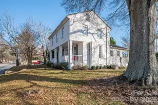 329 W Main St, Lincolnton, NC 28092 - Photo 8