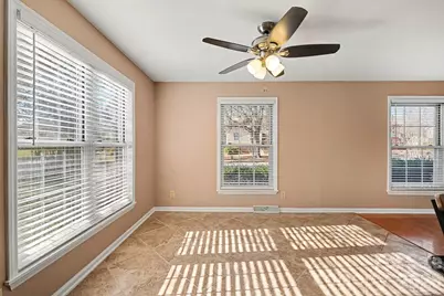 6035 Idlebrook Drive, Charlotte, NC 28212 - Photo 10