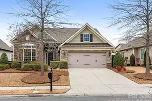 14916 Creeks Edge Dr, Charlotte, NC 28278 - Photo 2