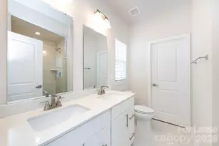 440 Spearfield Ln, Charlotte, NC 28205 - Photo 36