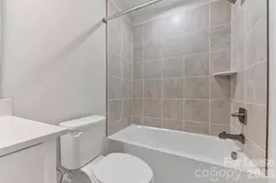 440 Spearfield Ln, Charlotte, NC 28205 - Photo 28