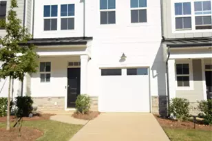 9512 Munsing Dr, Charlotte, NC 28269 - Photo 1