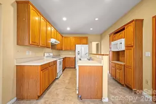 523 Shepherds Creek Cir, Rutherfordton, NC 28139 - Photo 14