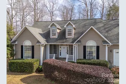 523 Shepherds Creek Circle, Rutherfordton, NC 28139 - Photo 2