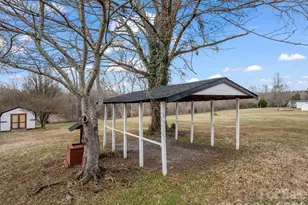 5573 Lennox Dr, Kings Mountain, NC 28086 - Photo 10