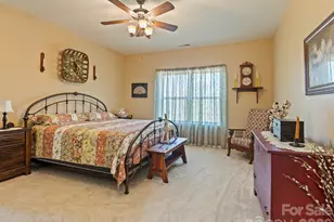 334 Summer Orchard Dr, Hendersonville, NC 28792 - Photo 16