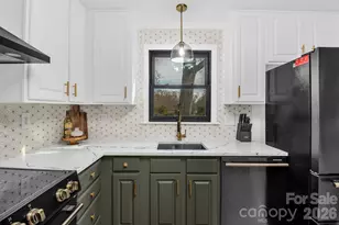 5323 Glenham Dr, Charlotte, NC 28210 - Photo 12