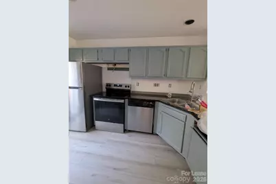 5976 Prescott Court, Charlotte, NC 28269 - Photo 4