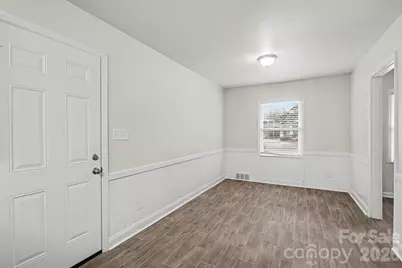 3431 Shamrock Drive, Charlotte, NC 28215 - Photo 14