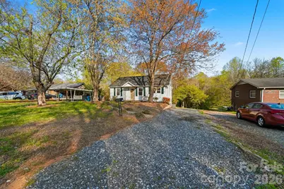 2036 4th Street NE, Hickory, NC 28601 - Photo 38