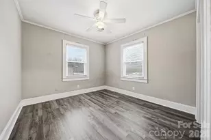 2036 4th St NE, Hickory, NC 28601 - Photo 22