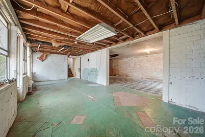 2036 4th Street NE, Hickory, NC 28601 - Photo 26