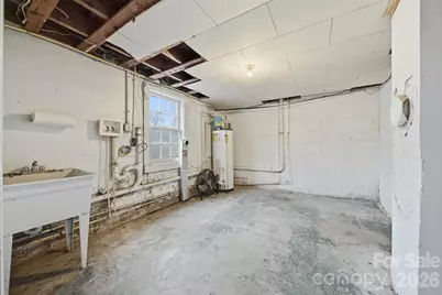 2036 4th Street NE, Hickory, NC 28601 - Photo 28
