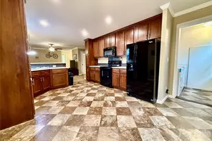 11 Pisgah View Rd, Asheville, NC 28806 - Photo 8