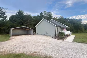 197 Broadway Rd, Lexington, NC 27295 - Photo 2