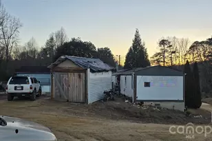 1236 3 Way Ln, Lenoir, NC 28645 - Photo 24