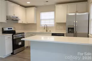 6803 Juniper Tree St, Charlotte, NC 28215 - Photo 6