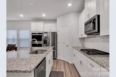 300 Cedar Knoll Circle, Pineville, NC 28134 - Photo 2