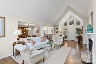 128 Broadmoor Dr, Flat Rock, NC 28731 - Photo 10