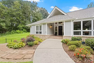 128 Broadmoor Drive, Flat Rock, NC 28731 - Photo 4