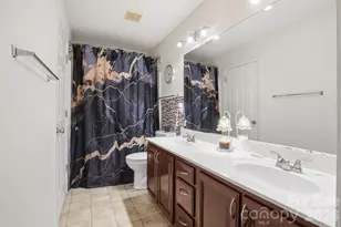 8376 Rudolph Rd, Charlotte, NC 28216 - Photo 14