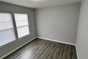 6034 Blue Ash Ln, Charlotte, NC 28215 - Photo 2