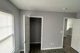 6034 Blue Ash Ln, Charlotte, NC 28215 - Photo 14