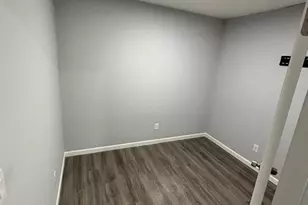 6034 Blue Ash Ln, Charlotte, NC 28215 - Photo 12