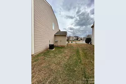 6034 Blue Ash Lane, Charlotte, NC 28215 - Photo 16