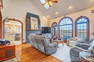 76 Bradford Vistas Dr, Fletcher, NC 28732 - Photo 8