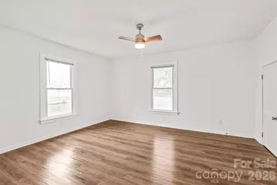 417 S Broad Street, Gastonia, NC 28052 - Photo 6