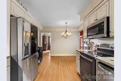 506 W Main Street, Burnsville, NC 28714 - Photo 22