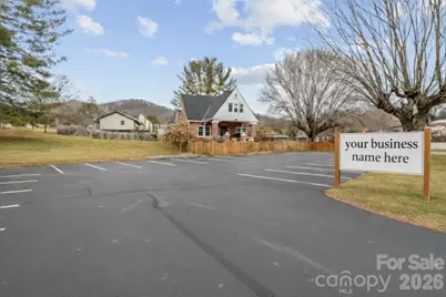 506 W Main Street, Burnsville, NC 28714 - Photo 2