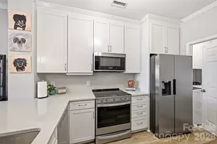 18824 Nautical Dr, Cornelius, NC 28031 - Photo 2