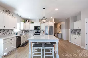 15128 Cavanshire Trail, Charlotte, NC 28278 - Photo 2