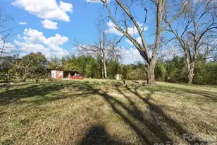 3030 Shannon St, Sharon, SC 29742 - Photo 16