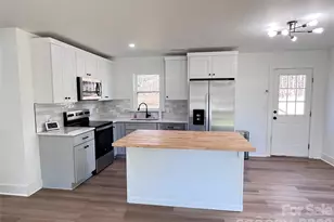 1003 N Cansler St, Kings Mountain, NC 28086 - Photo 6