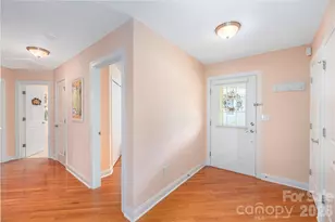 41 Little Fox Ln, Fletcher, NC 28732 - Photo 4
