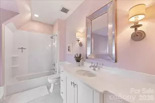 2800 Wintergreen Dr, Charlotte, NC 28211 - Photo 38