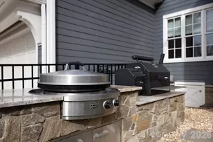 2800 Wintergreen Dr, Charlotte, NC 28211 - Photo 48