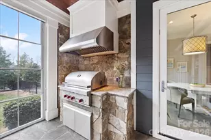 2800 Wintergreen Dr, Charlotte, NC 28211 - Photo 28