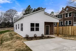 612 S 4th St, Albemarle, NC 28001 - Photo 2