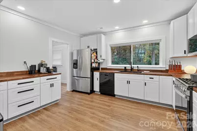 6431 Rosecrest Drive, Charlotte, NC 28210 - Photo 28